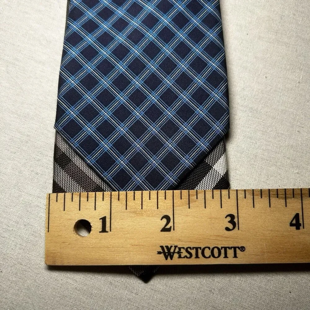 2 Banana Republic silk ties, one new with tag, classic, preppy, business